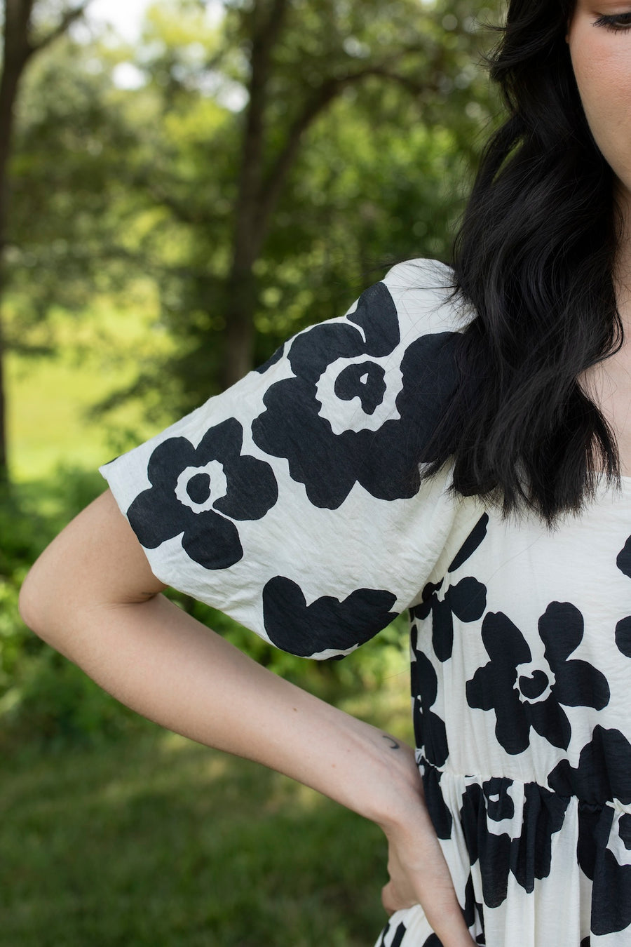 Black and White Bloom Puff Sleeve Maxi Dress