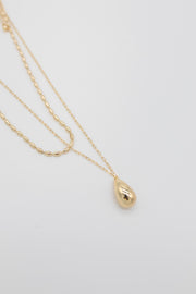 Golden Gleam Teardrop Necklace