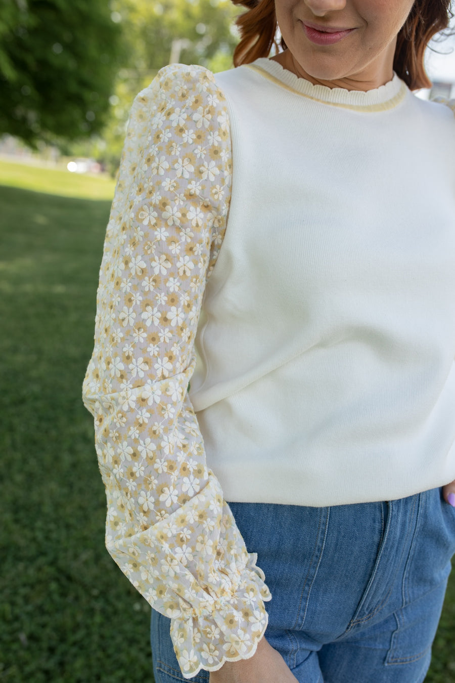 Honey Bee Floral Puff Sleeve Top