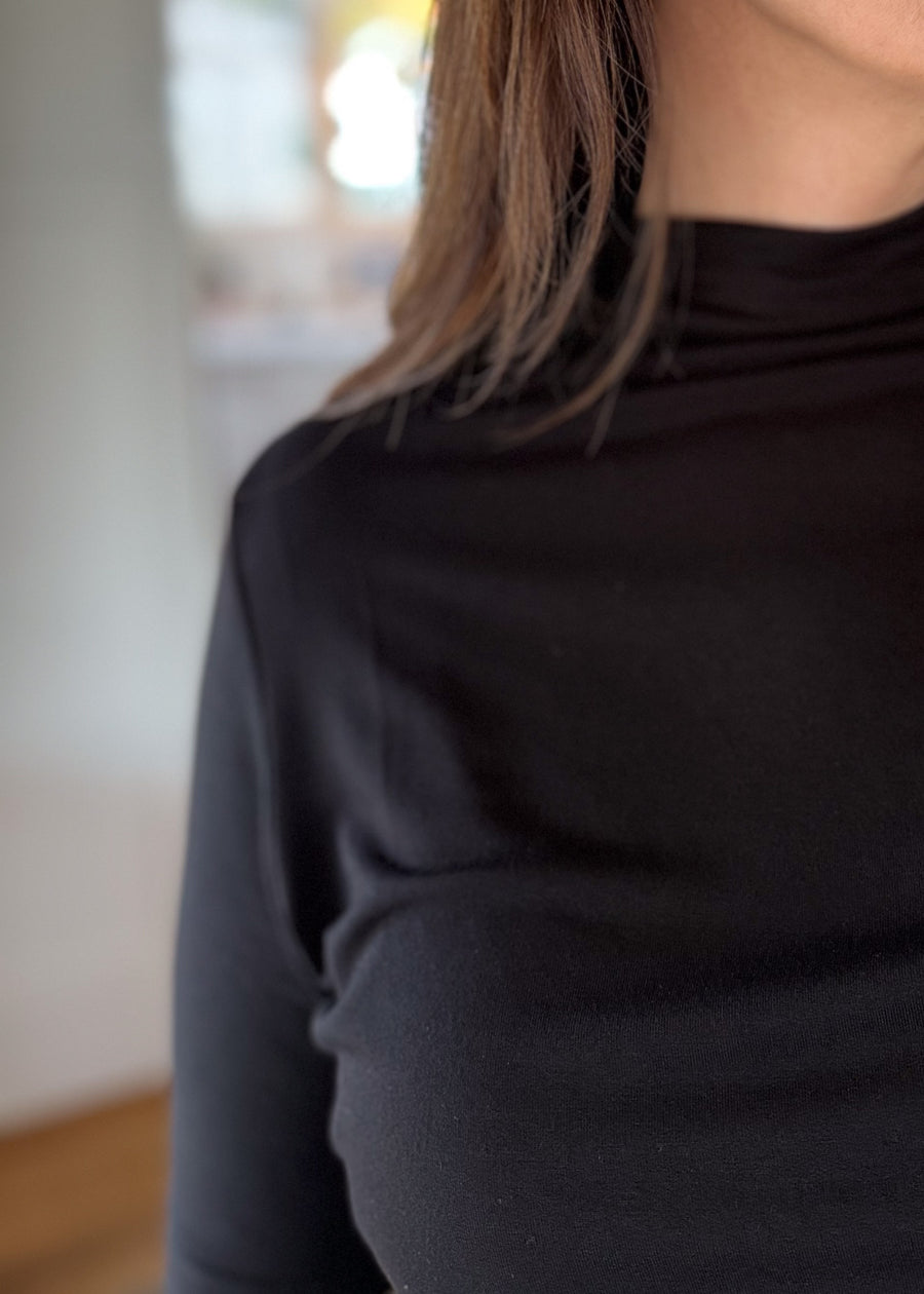 The Black Dahlia Top