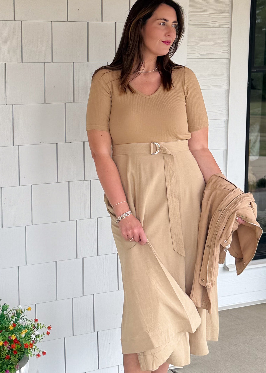 The Casual Contrast Dress