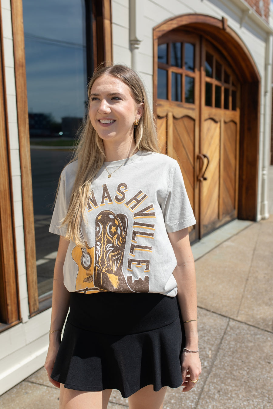 Lookin' Pretty Music City Graphic Tee