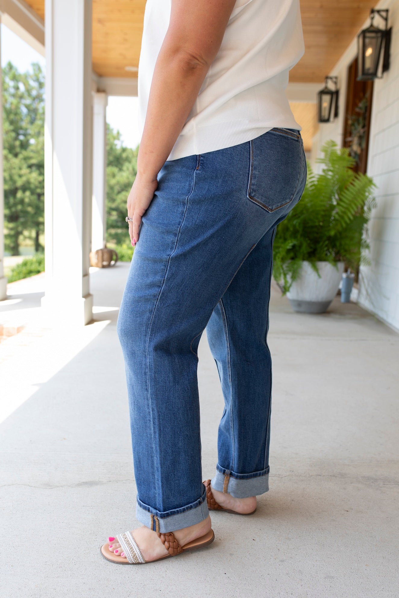 Modern Seam Straight Leg Jeans