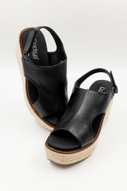 The Liora Wedge